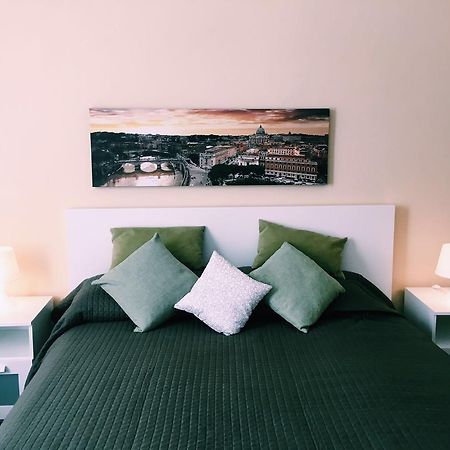 4 You City Center Apartament Рим Екстер'єр фото